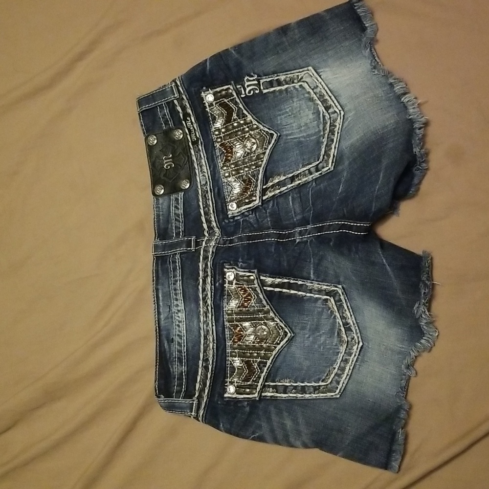 Miss me jean shorts size 30
